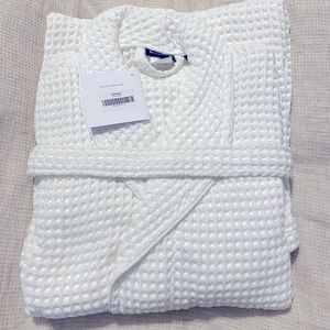 NWT Women’s Brooklinen Small Waffle White Robe